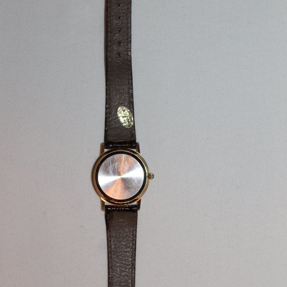 Vintage 1980-90s Gucci "Sun/Moon Phase" Watch - Picture 5 of 5